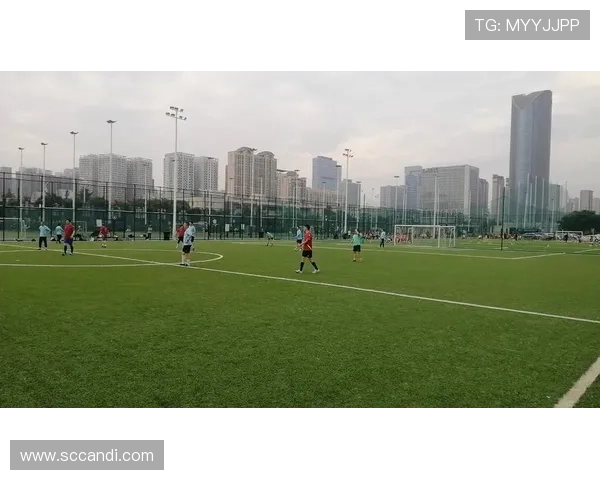 在天下足球真人娱乐网享受专业的足球真人娱乐服务,体验高清直播和多样化的足球互动玩法 在天下足球真人娱乐网享受专业的足球真人娱乐服务,体验高清直播和多样化的足球互动玩法
